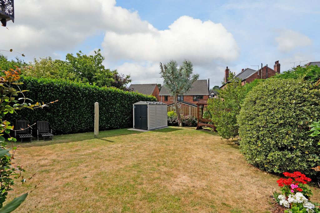 Moor Farm Rise Mosborough
